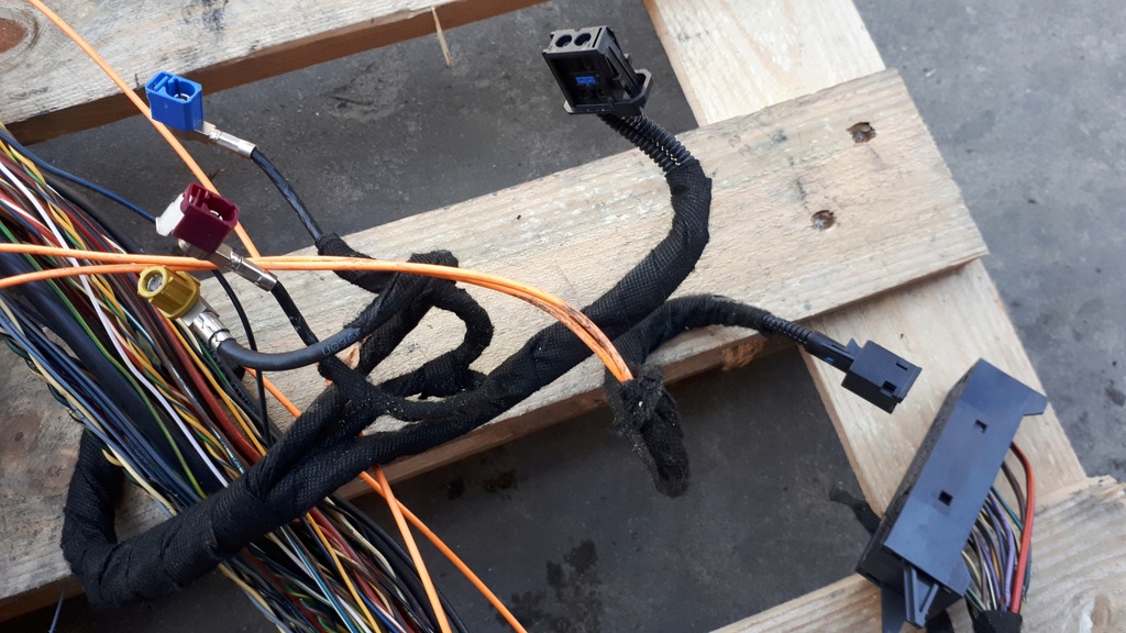 фото №7, A7 4g жгут усилителя bang olufsen a6 c7 4g