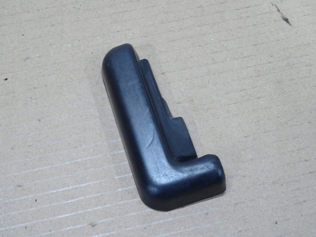 фото №9, Patrol заглушка гумовий елемент захист шарнір кришки gr y60