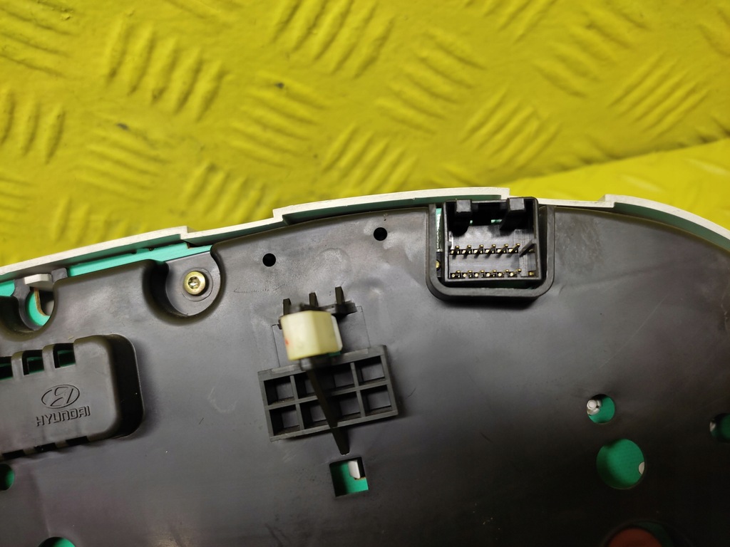 фото №4, Hyundai sonata 2.4 счетчик приборы