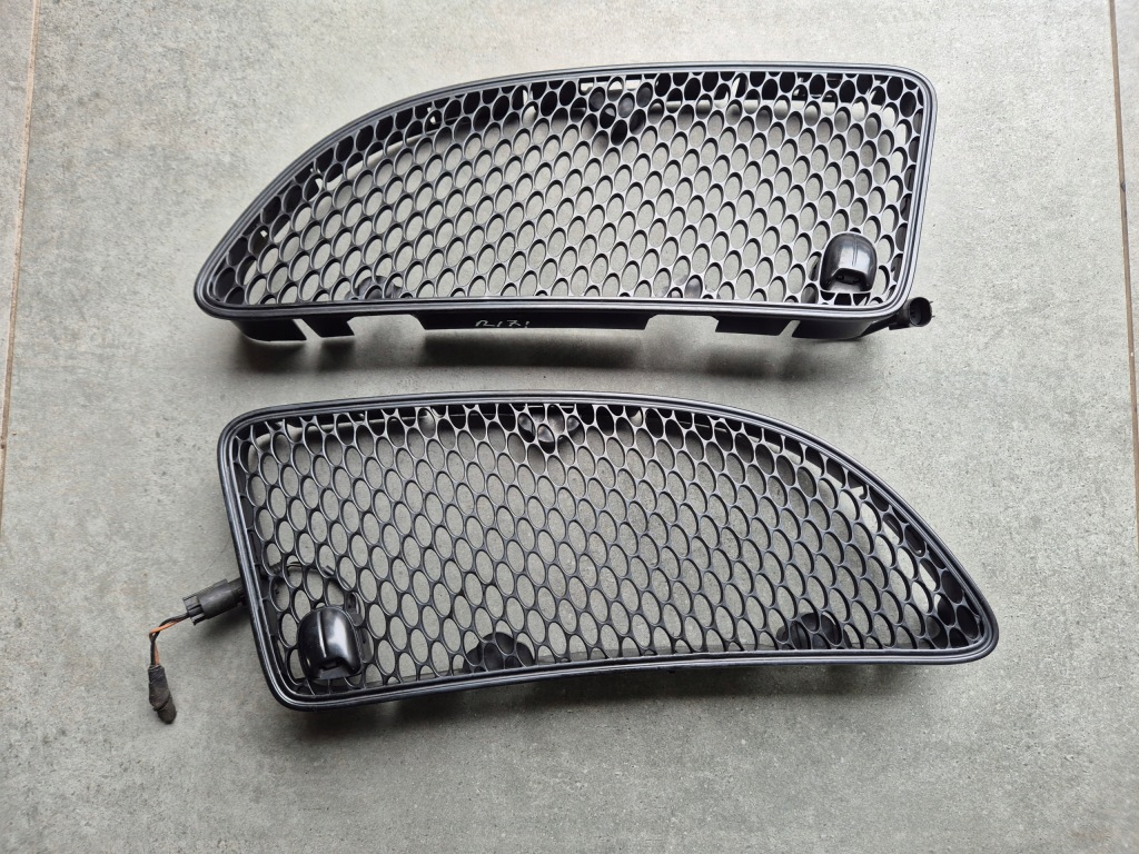 фото №1, Решётка капот правая левая mercedes slk r171 1718800385 1718800485