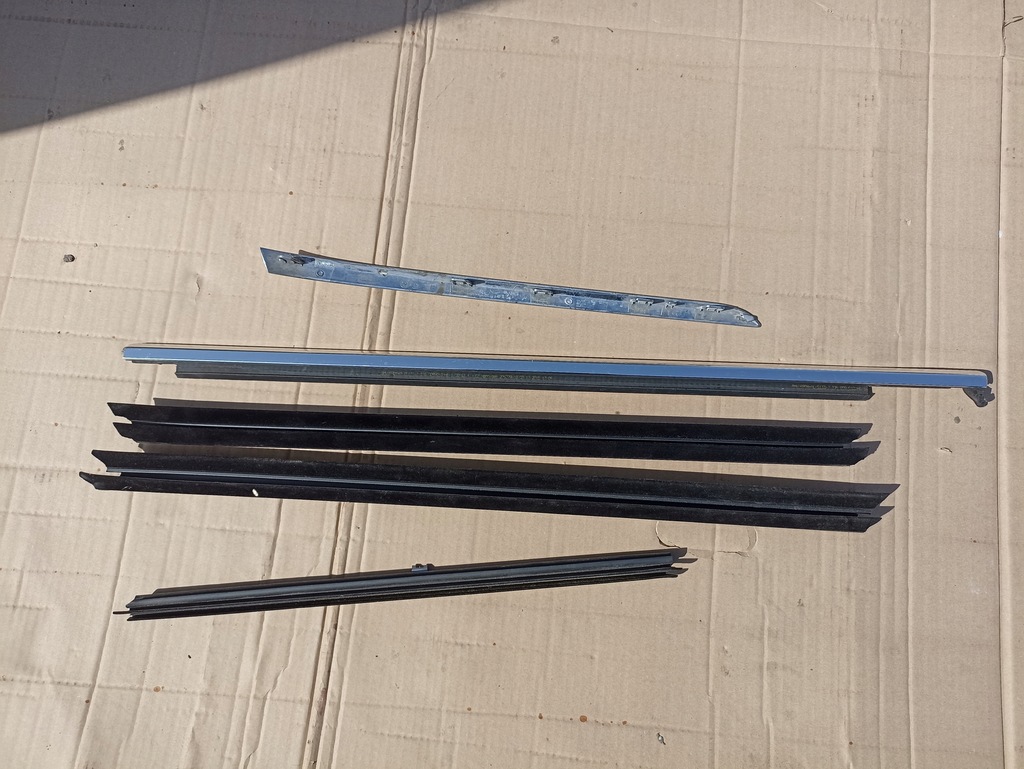 фото №1, Прокладка дверь молдинг уплотнитель bmw