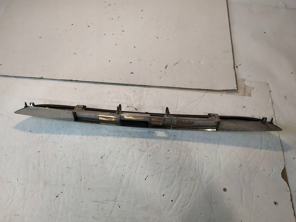 фото №12, Накладка хром крышки задняя renault escape v 848102784r