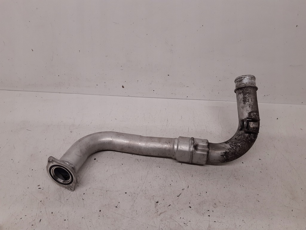 фото №2, Труба интеркулер 059145573bs audi a4 b9