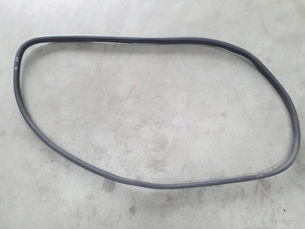 фото №1, Прокладка дверь перед левая mercedes ml w166