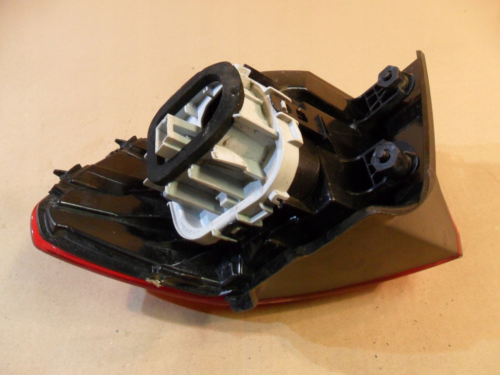 фото №11, Vw golf sportsvan 2014-2018 лампа левая задняя vii