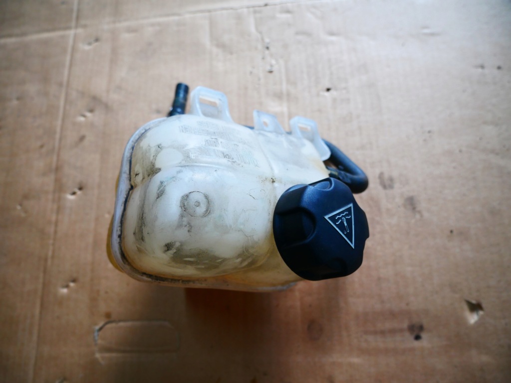 Купить Mini r56 r55 r57 r58 r59 r60 бак расширительный воды жидкость крышка 7539267