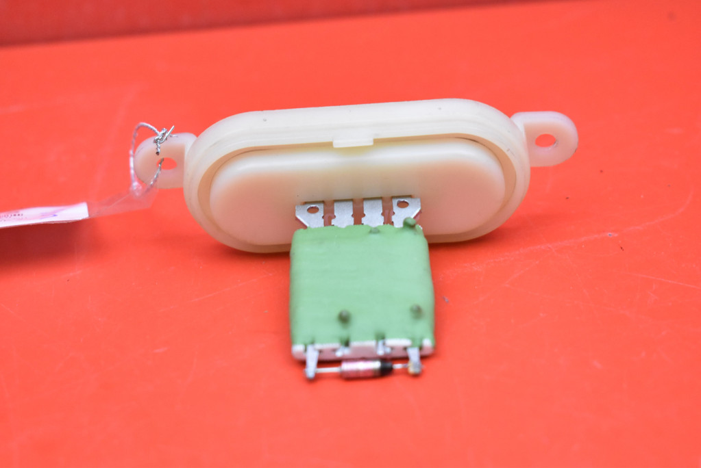 Резистор обдув резистор резистор 2r18k alfa romeo 159 05-11 в Украине