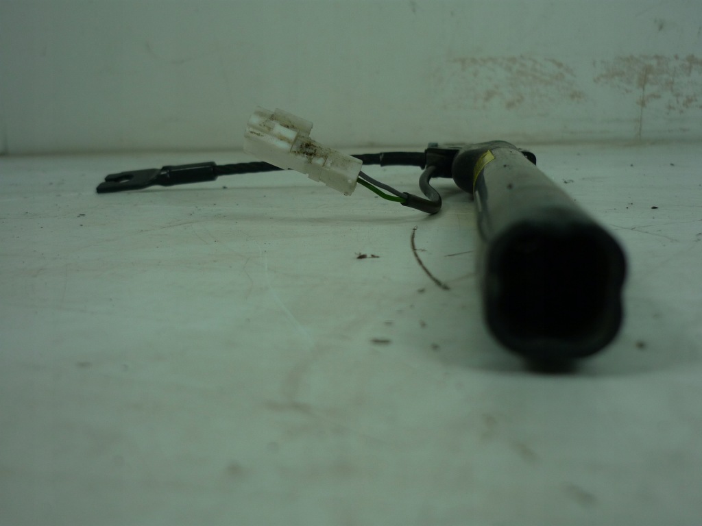 Натяжитель поперечина правая  перед правая  передний renault clio 3 8200454674 с Разборки