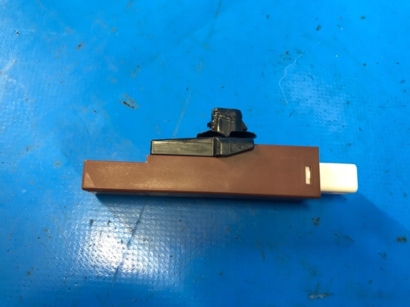 фото №1, Антенна toyota prius 16 899a060010
