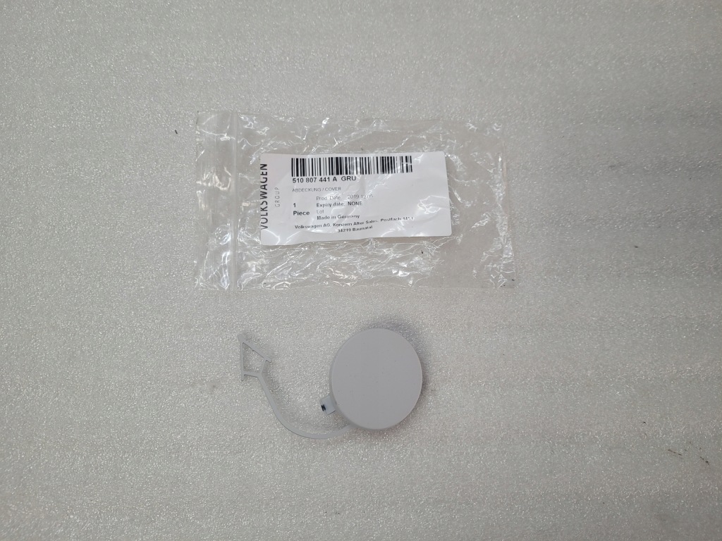 фото №1, Golf vii sportvan 510 заглушка фаркоп бампера задня