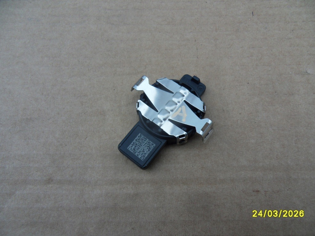 Купить Заглушка датчик дождя vw caddy v 2k7 8v0907613