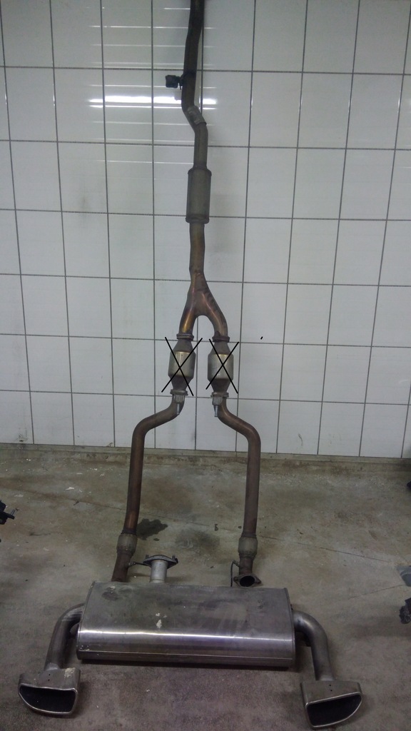 фото №1, Hyundai genesis coupe 3.8 выхлоп гаситель трубы 2013-