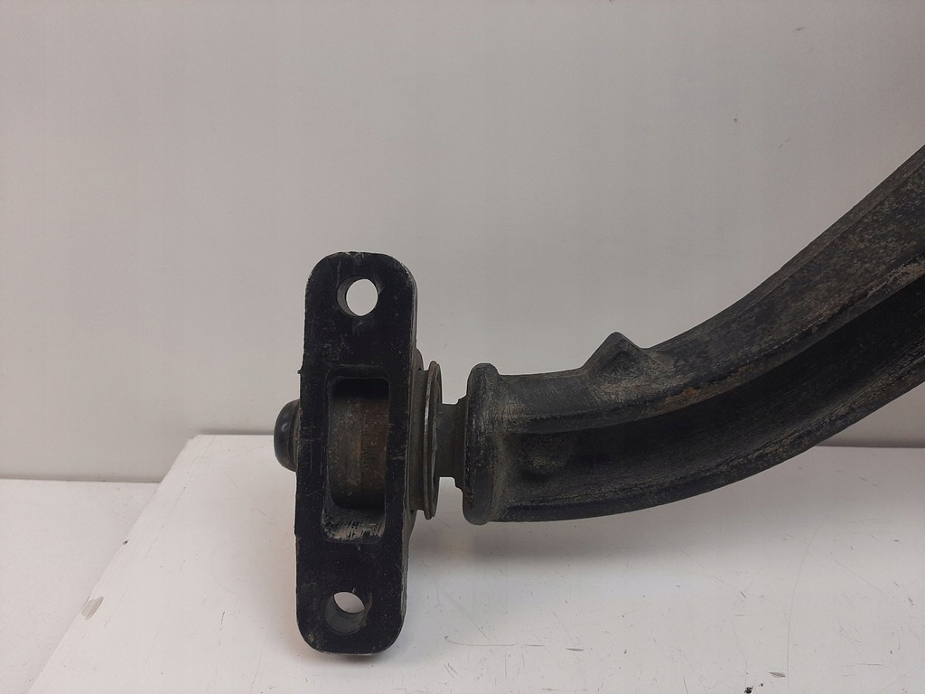 фото №15, 2007 jeep commander рычаг передний нижний