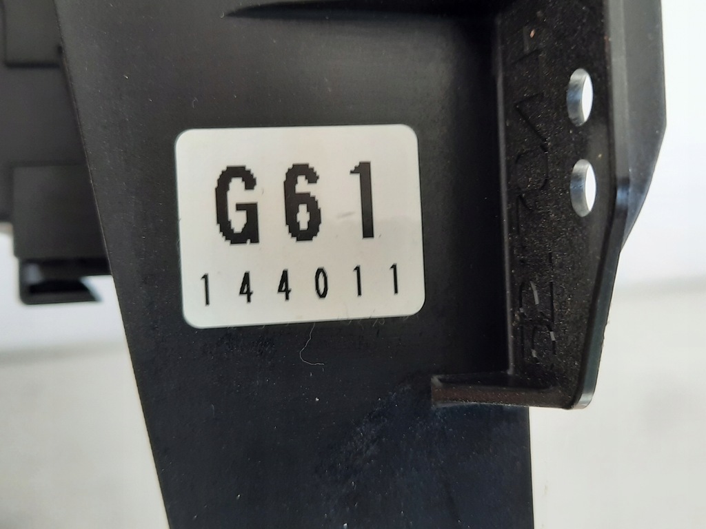 фото №5, Toyota yaris iii домкрат ручка переключения передач