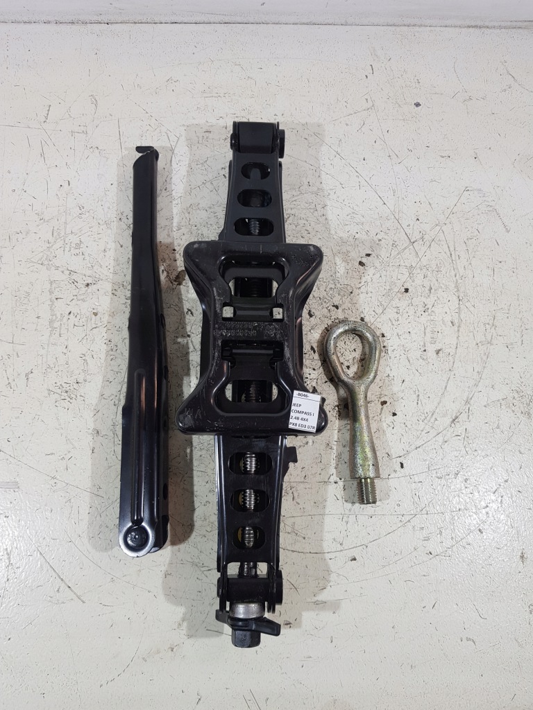 фото №1, Домкрат dodge caliber 52110391ab