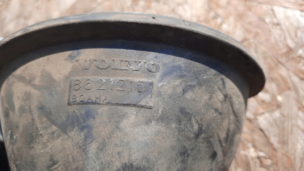 фото №6, Труба заливной топлива volvo v50 1.8 8621215