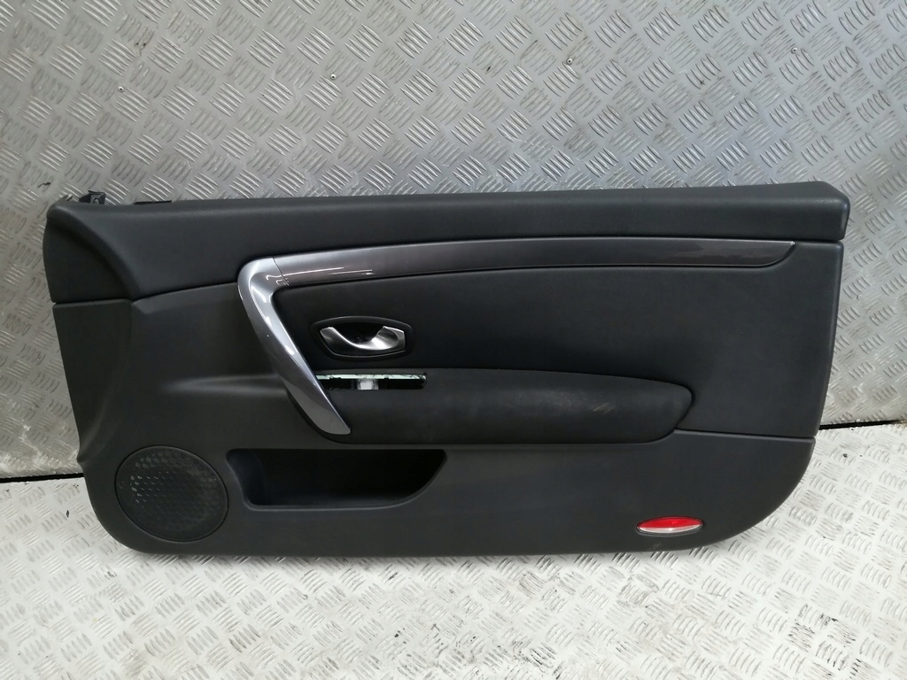 фото №1, Обшивка обивка дверь правая перед laguna iii coupe