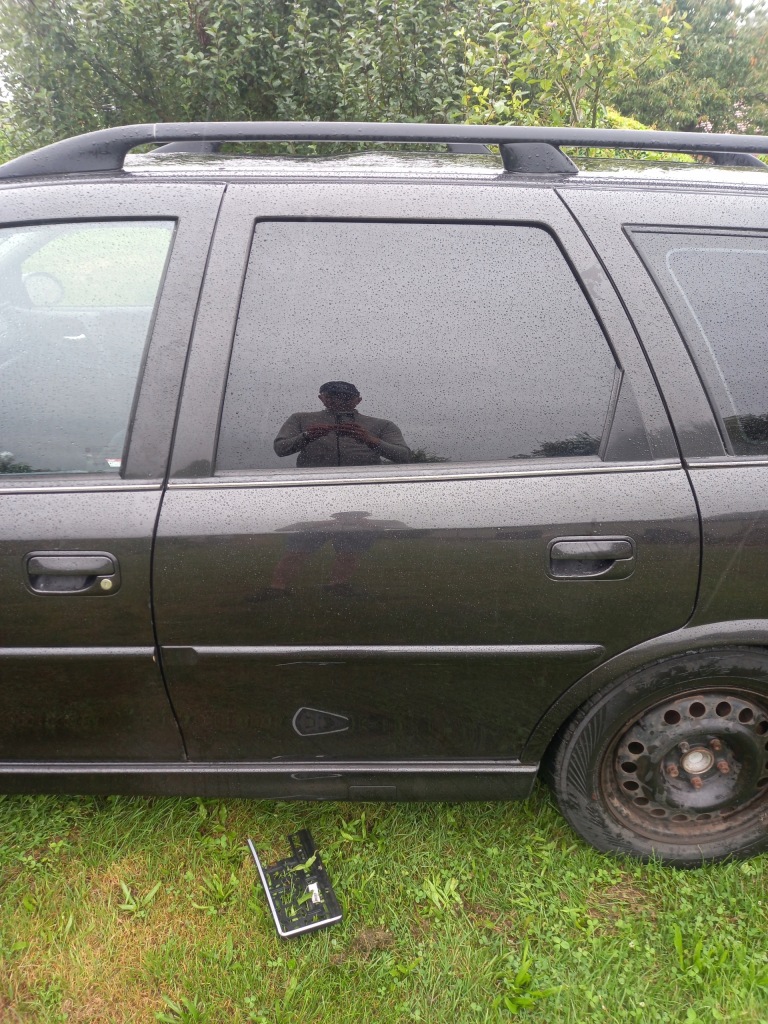 Бампер передний opel vectra b оригинал rok2001 z298 1.6 универсал Оригинал