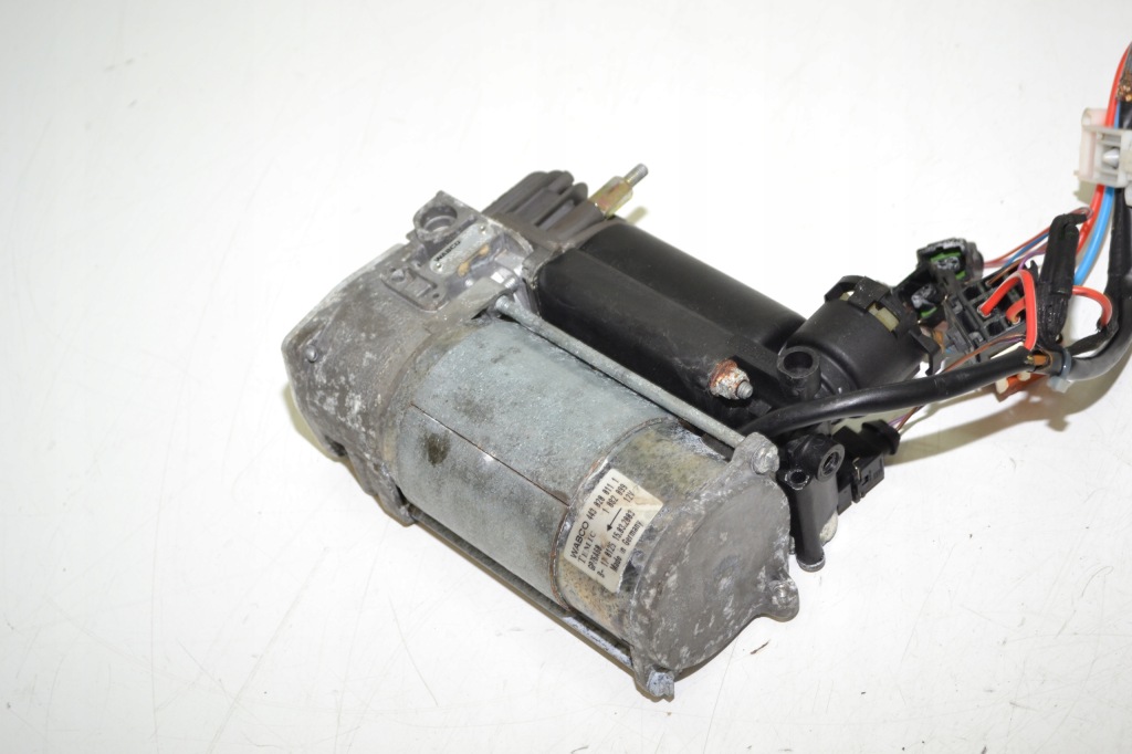 Bmw e39 компрессор подвеска уровень 1082099 с Разборки