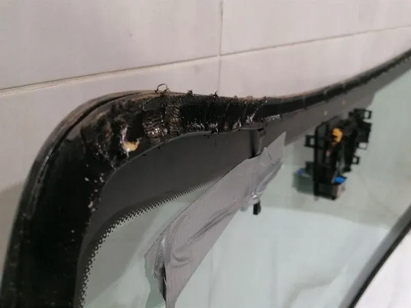 Mercedes gt c190 gts s купе лобове скло a1906700300 Зі Шроту