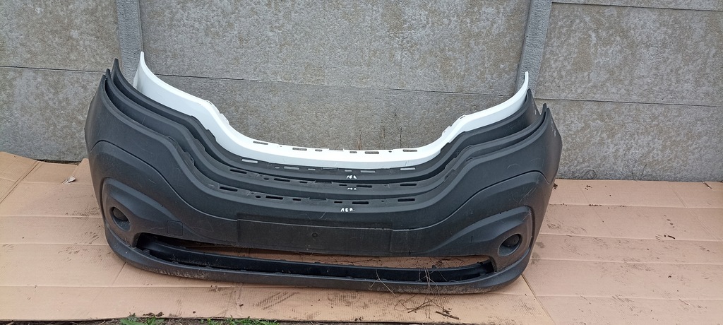 фото №1, Бампер перед передний renault trafic iii 2014-