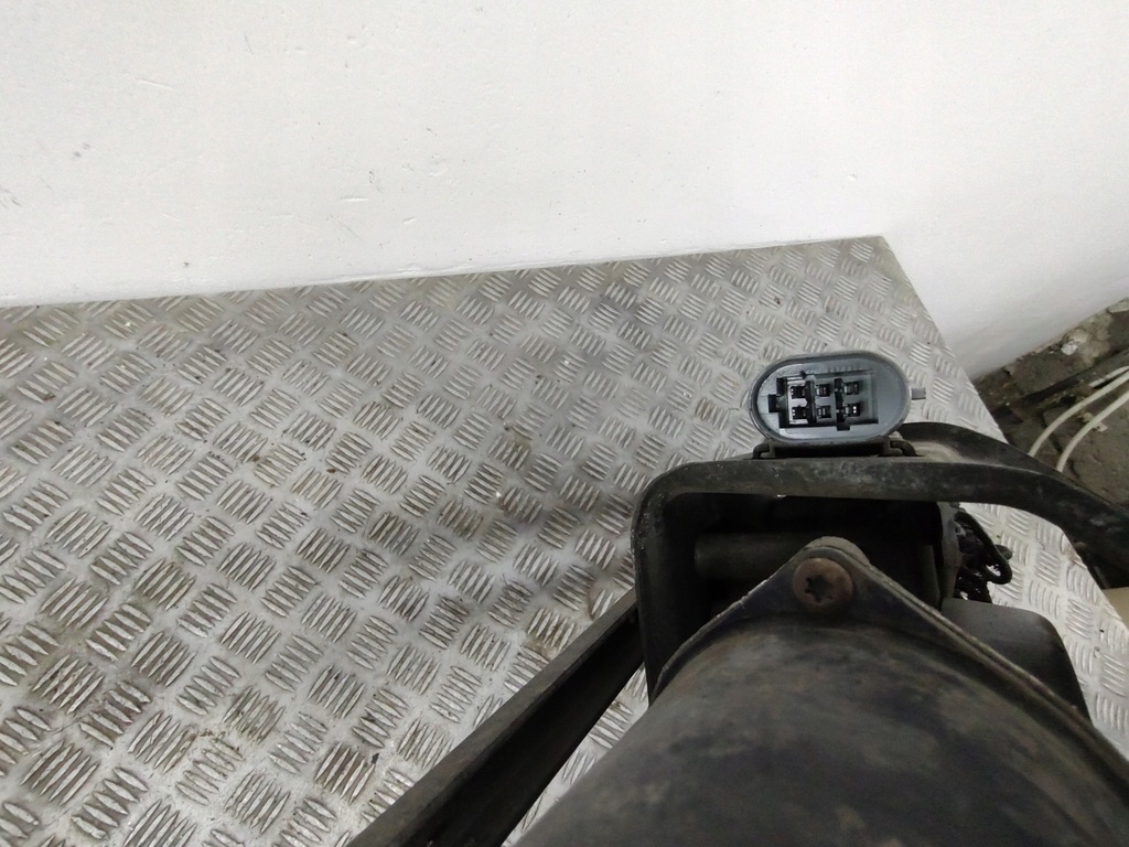 фото №7, Механизм дворник перед renault master ii 98- iveco daily 00-