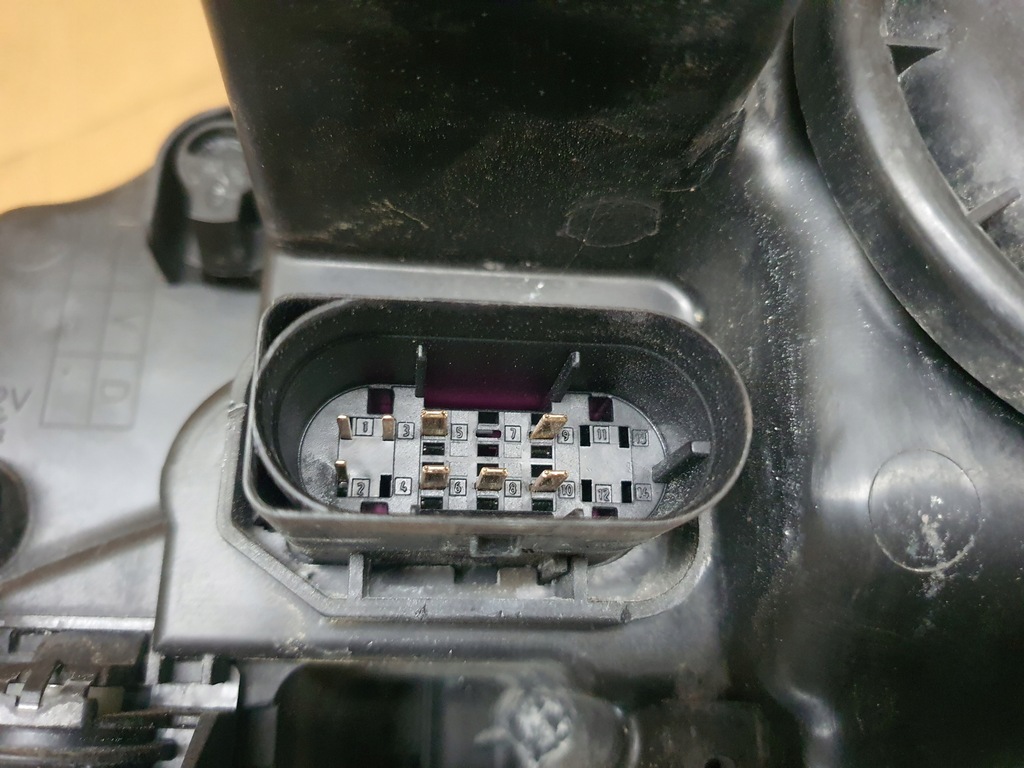 фото №10, Фара лампа ліва mercedes w212 a2128205861