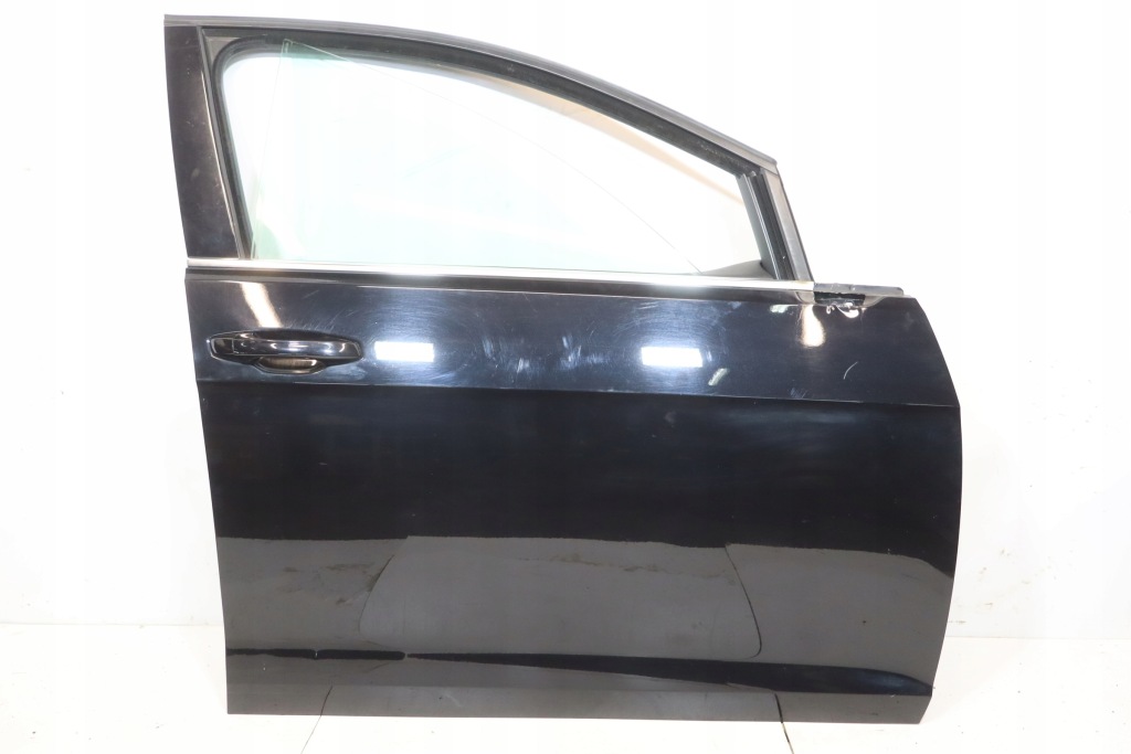 Купити Двері праві перед volkswagen golf vii lc9x універсал