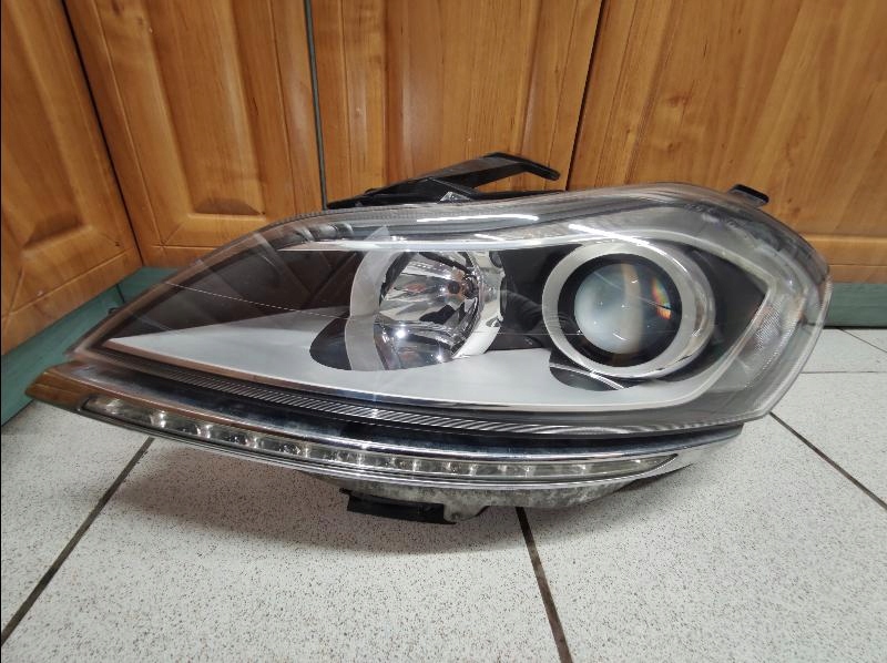 фото №1, Лампа передняя перед lancia delta iii линза led