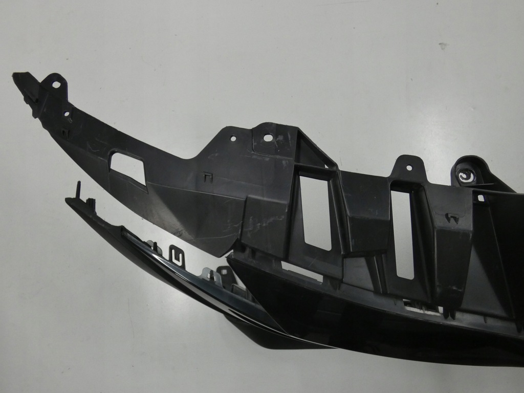 фото №9, Решётка радиатора, решётка радиатора toyota prius plus + plug-in