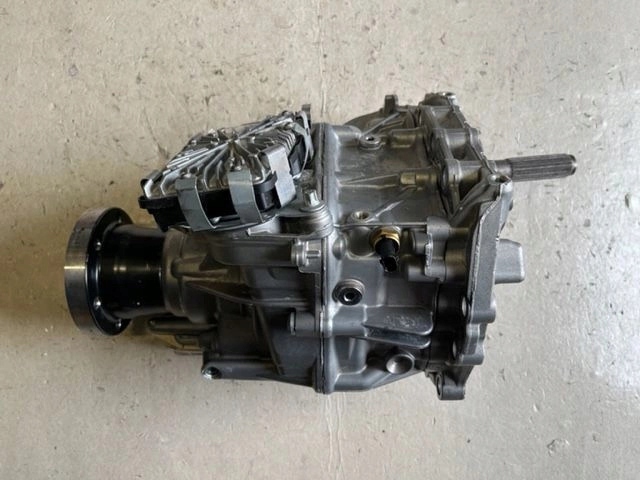 фото №1, Mercedes amg a 2902803300 редуктор оригинал ok test