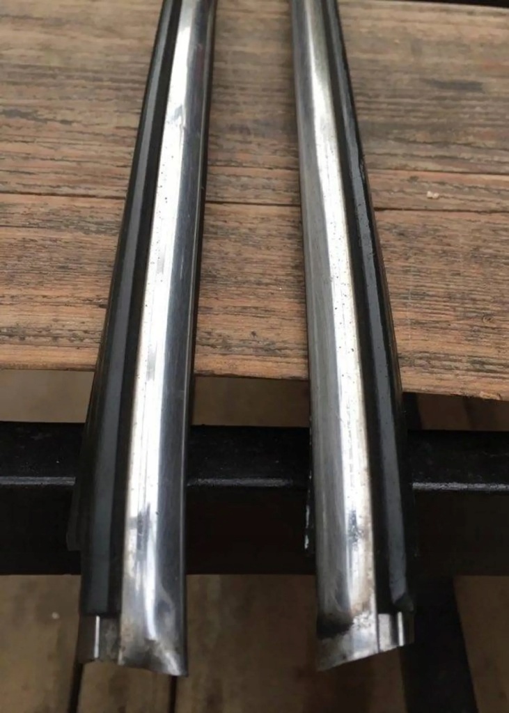 фото №6, Mercedes-benz c w115 1973 молдинг крыла задняя l i p