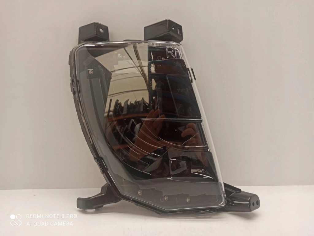 Заглушка протитуманної фари права tesla s Ціна