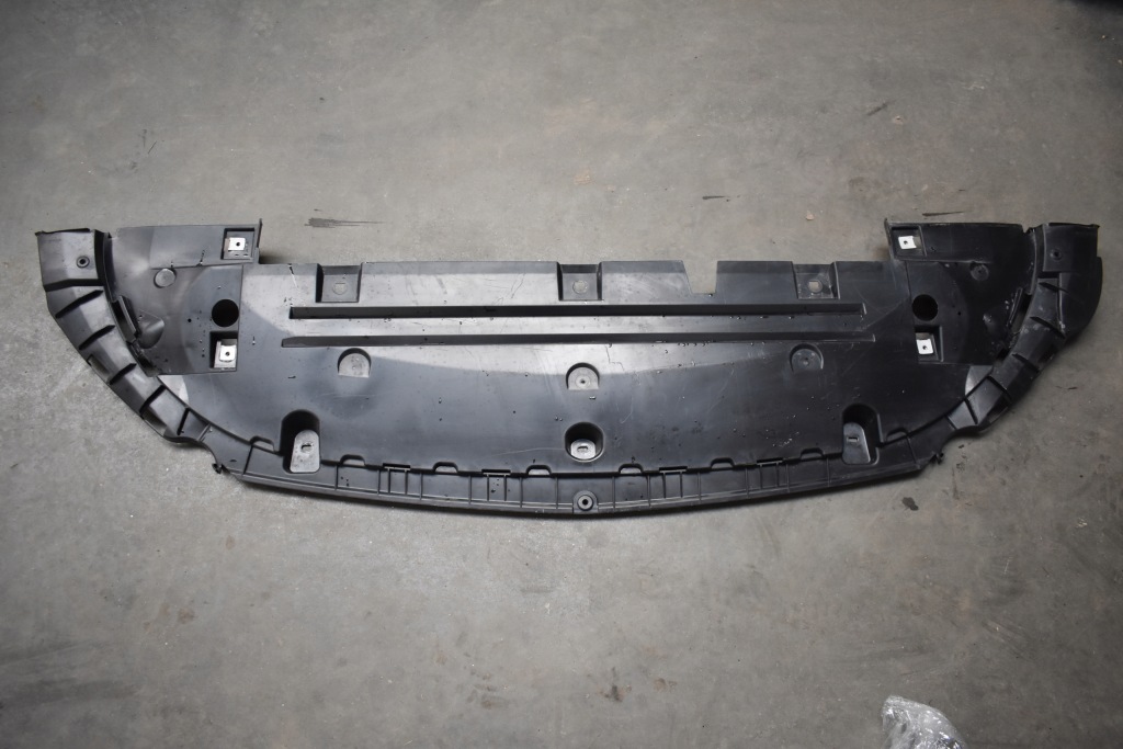 фото №1, Idealna захист підвіска mercedes x247 w177 1 9