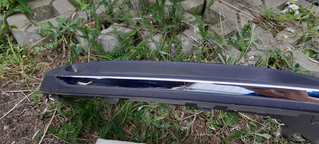 Диффузор накладка бампера задняя заднего задняя спойлер audi a3 8v 8v5807521ae с Разборки