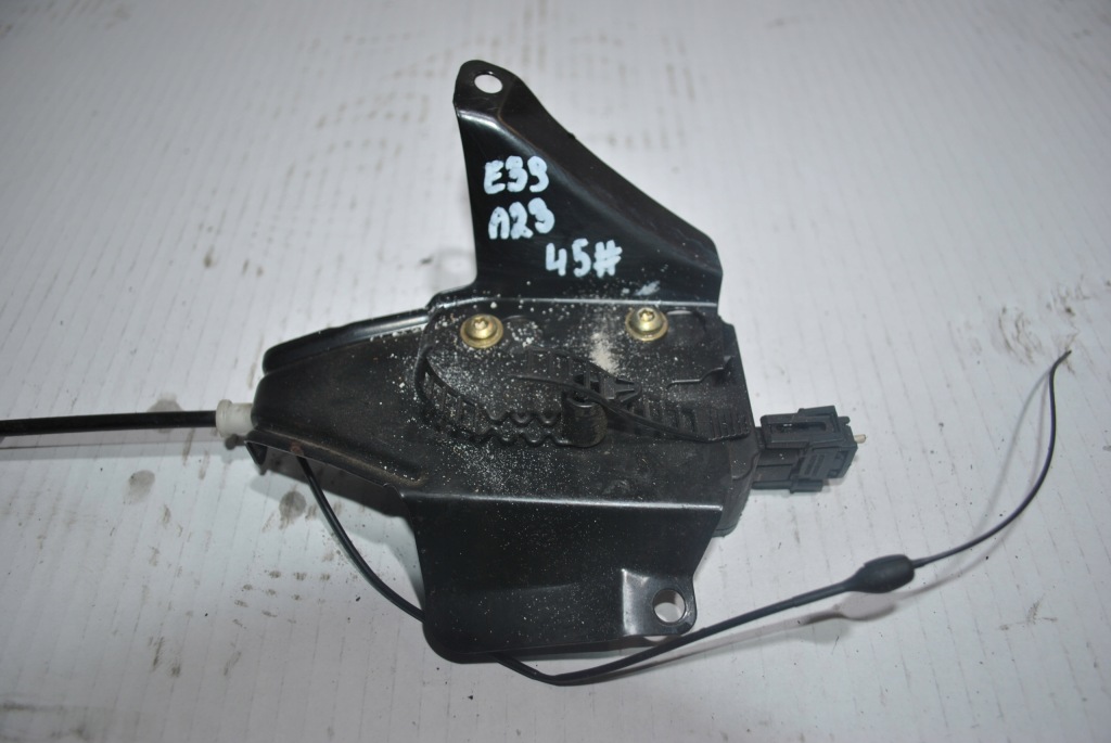 фото №1, Привід кришка заливної пального bmw e39 8352168