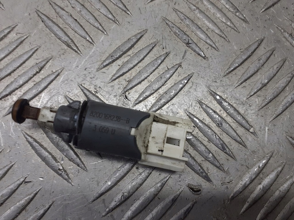 фото №1, Датчик педали тормоза renault scenic ii 2.0 8200168238-b
