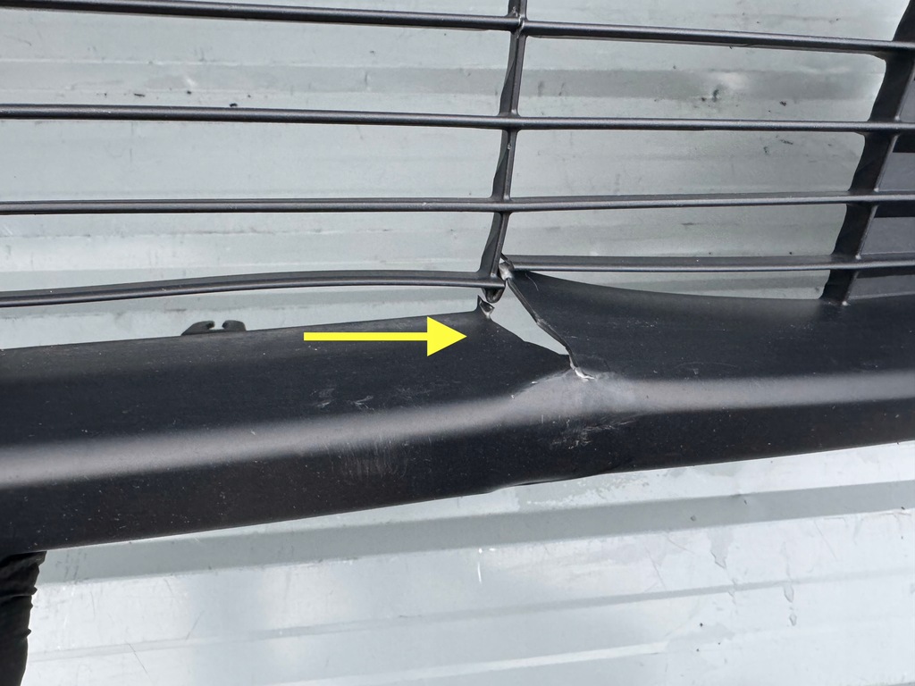 фото №12, Toyota yaris cross 20r- бампер перед передний 52129-0d080 pdc