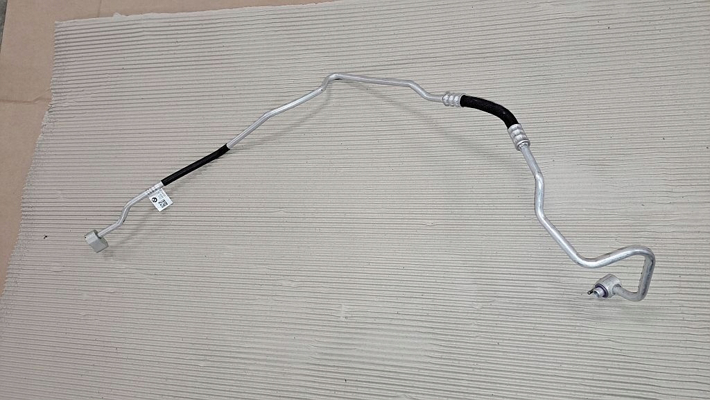 Купить Шланг труба кондиционера bmw xm g05 g06 g09 9872519 9872520