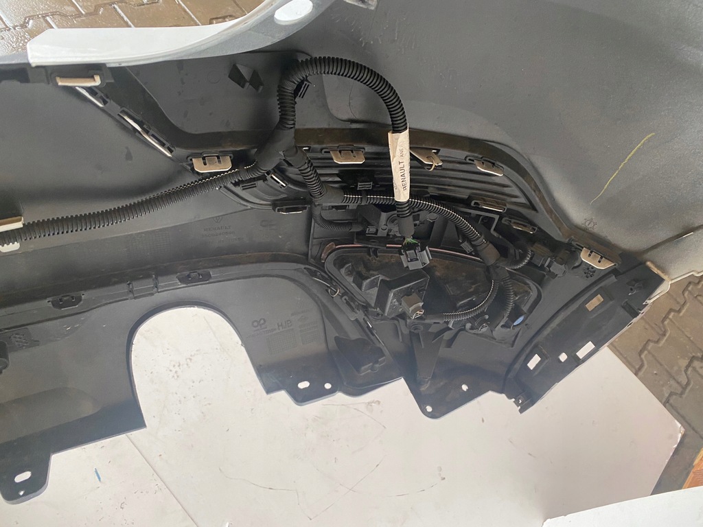 фото №9, Renault captur ii бампер задній 6 pdc лампи