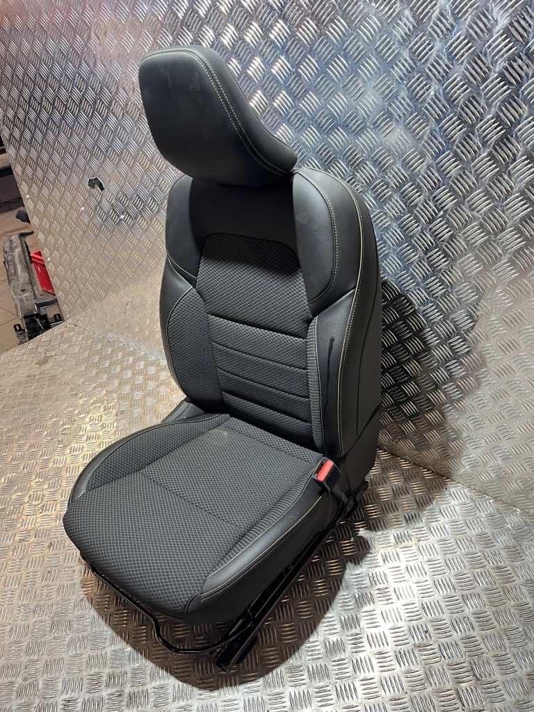 фото №3, Сиденье правый перед полукожа renault arkana lift 23-