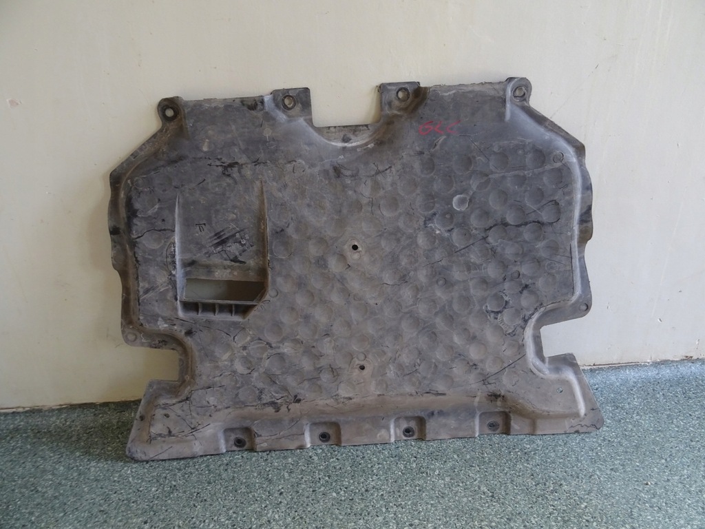 фото №1, Mercedes защита нижняя a2055201600 a2135243900