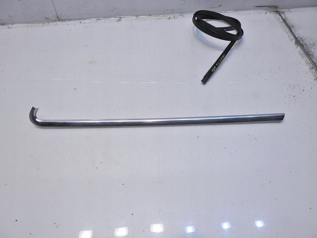 фото №5, Молдинг кузовная правая audi a6 c6 avant