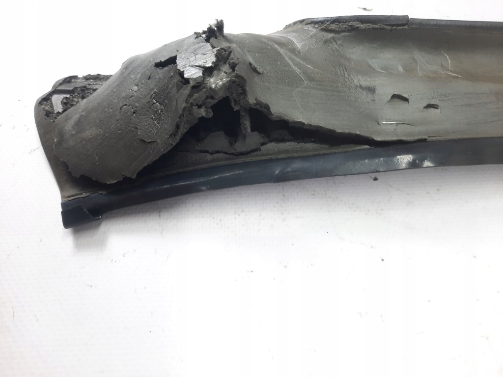 фото №3, Porsche 924 захист стійка права