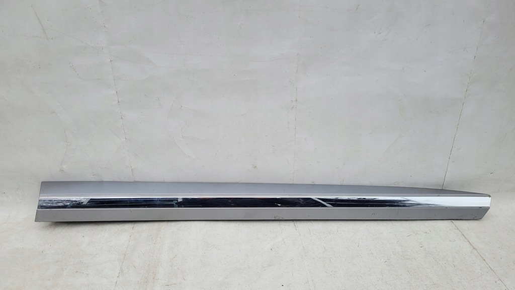 фото №1, Vw arteon молдинг na дверь правая перед oryg.