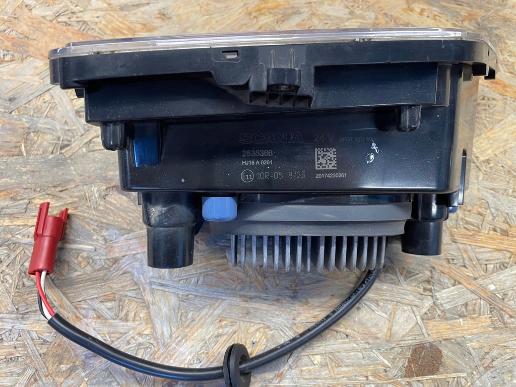 фото №12, Противотуманная фара крышный globu левый с рамка scania ntg ng 2535366 2623555