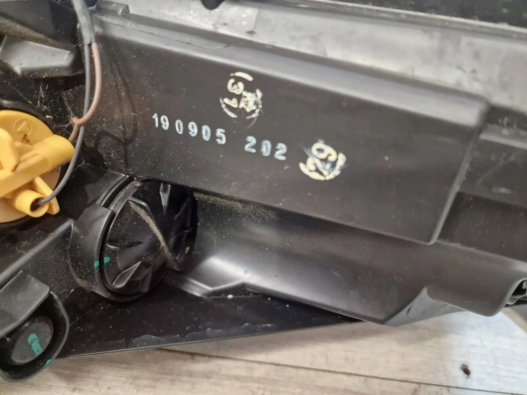 фото №8, Mg zs лампа перед левая передняя europa 81051-110s40