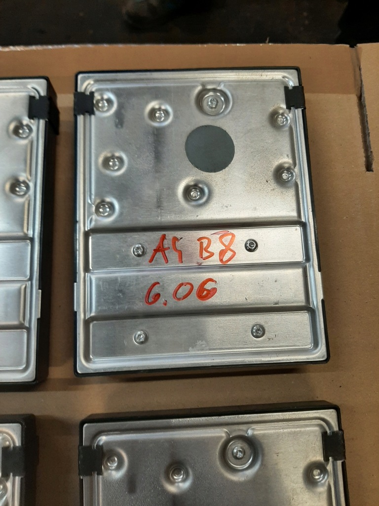 фото №10, Audi a4 b8 a5 модуль блок управления комфорта 8k0907063c