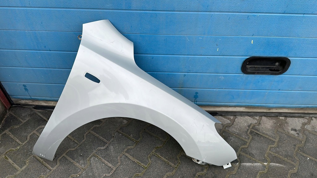 фото №1, Hyundai i30 2007- крыло правый передний перед