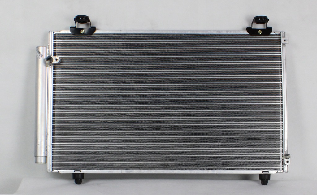 фото №1, Toyota corolla verso 04-09 конденсатор кондиционера